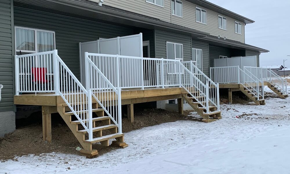 Canpro Deck and Rail Red Deer